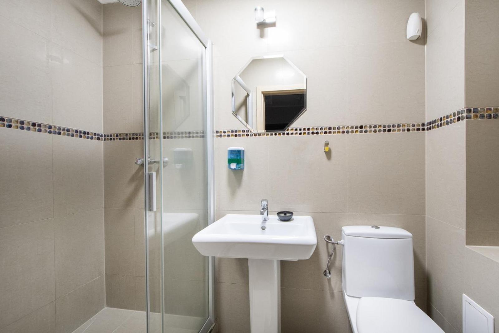 Hostel Stara Praga W Warszawie -family&cozy Atmosphere *